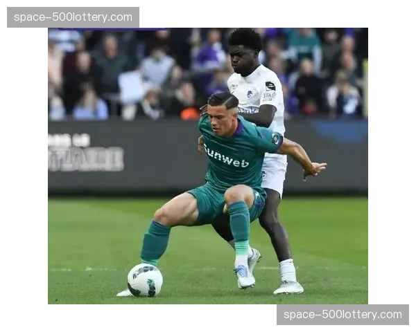 官方:蒙彼利埃签下来自比甲安德莱赫特的20岁比利时边锋 官方:蒙彼利埃签下来自比甲安德莱赫特的20岁比利时边锋