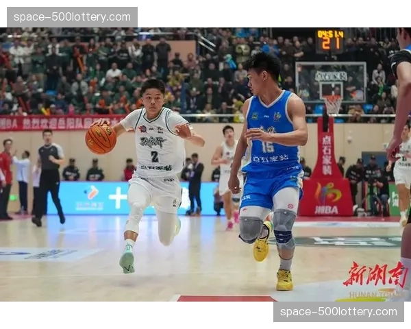 湘BA:岳阳74-79不敌张家界,常规赛第三轮 湘BA:岳阳74-79不敌张家界,常规赛第三轮